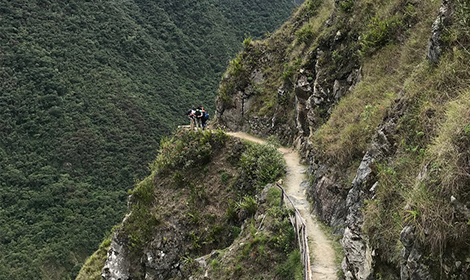6 Path of Inca Trail to Machu Picchu, Lares Trek, Cusco - Atelier South America
