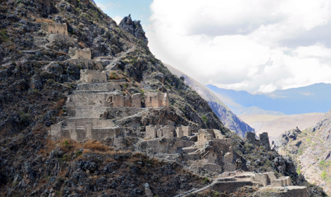 Ollantaytambo Archaeological Site - Sacred Valley - Atelier South America'-