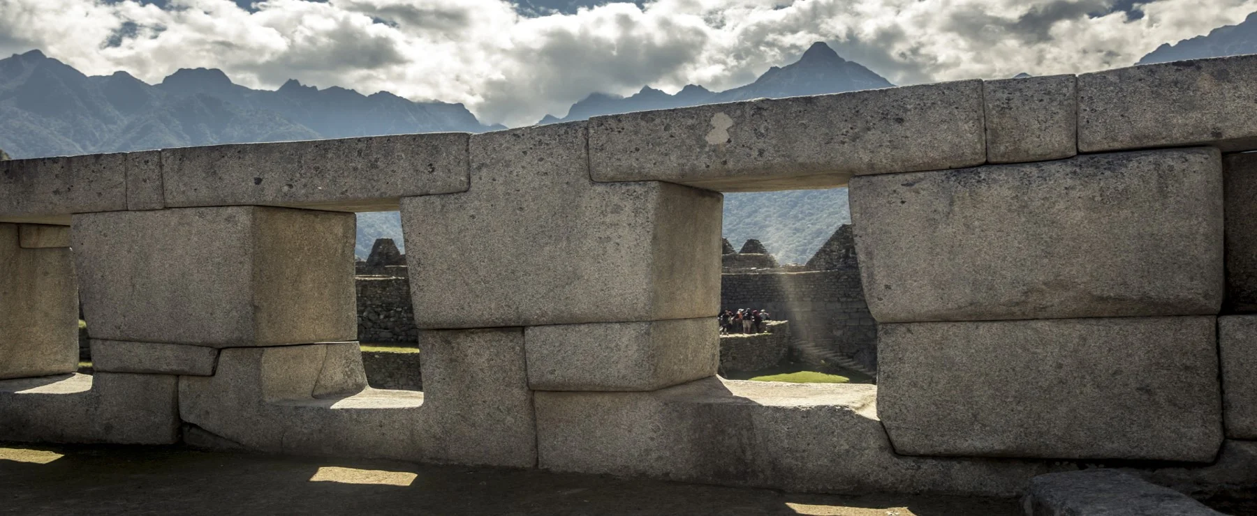 Machi Picchu Windows, Mountain Lodges, Sacred Valley - Atelier South America